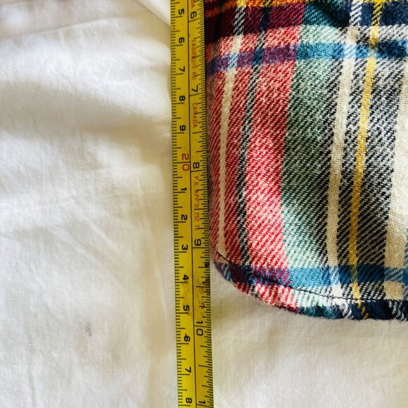 Gap Cropped Plaid Flannel Long Sleeve Shirt - Picture 15 of 16